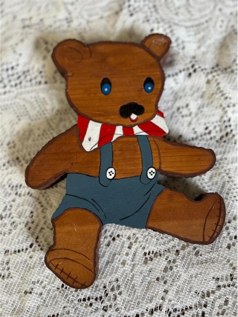 Vintage Wooden Bear Wall Hanging Decor